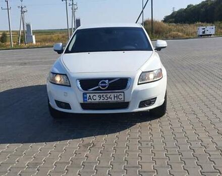 Белый Вольво В50, объемом двигателя 1.56 л и пробегом 290 тыс. км за 7100 $, фото 6 на Automoto.ua