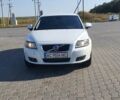 Белый Вольво В50, объемом двигателя 1.56 л и пробегом 290 тыс. км за 7100 $, фото 6 на Automoto.ua