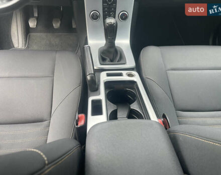 Білий Вольво V50, об'ємом двигуна 1.6 л та пробігом 179 тис. км за 7950 $, фото 4 на Automoto.ua