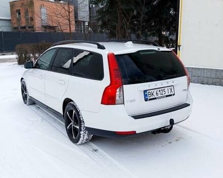 Білий Вольво V50, об'ємом двигуна 1.6 л та пробігом 280 тис. км за 7900 $, фото 3 на Automoto.ua