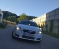 Белый Вольво В50, объемом двигателя 1.6 л и пробегом 226 тыс. км за 7800 $, фото 1 на Automoto.ua