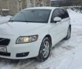 Білий Вольво V50, об'ємом двигуна 1.56 л та пробігом 290 тис. км за 6800 $, фото 1 на Automoto.ua
