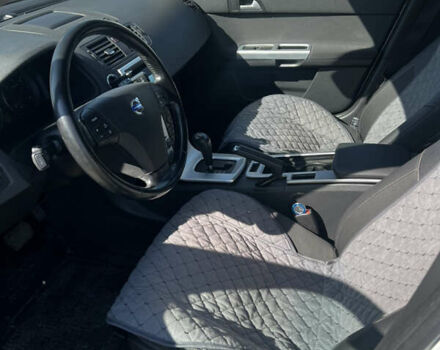 Белый Вольво В50, объемом двигателя 2 л и пробегом 285 тыс. км за 7600 $, фото 6 на Automoto.ua