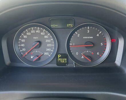 Белый Вольво В50, объемом двигателя 2 л и пробегом 285 тыс. км за 7600 $, фото 5 на Automoto.ua