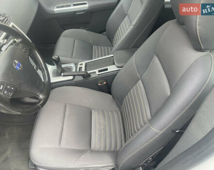 Білий Вольво V50, об'ємом двигуна 1.6 л та пробігом 179 тис. км за 7950 $, фото 10 на Automoto.ua