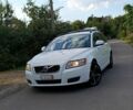 Белый Вольво В50, объемом двигателя 2 л и пробегом 271 тыс. км за 8800 $, фото 55 на Automoto.ua