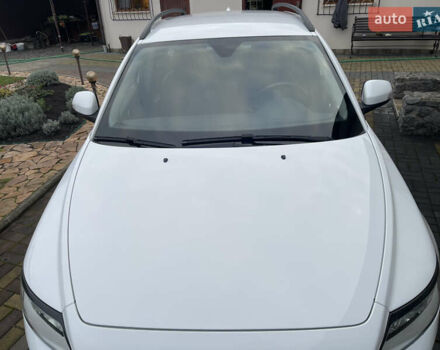 Білий Вольво V50, об'ємом двигуна 1.6 л та пробігом 179 тис. км за 7950 $, фото 44 на Automoto.ua