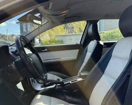 Белый Вольво В50, объемом двигателя 1.6 л и пробегом 240 тыс. км за 6800 $, фото 11 на Automoto.ua