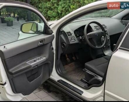 Білий Вольво V50, об'ємом двигуна 1.6 л та пробігом 280 тис. км за 7900 $, фото 6 на Automoto.ua