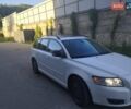 Белый Вольво В50, объемом двигателя 1.56 л и пробегом 228 тыс. км за 6700 $, фото 7 на Automoto.ua
