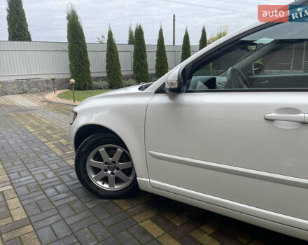 Білий Вольво V50, об'ємом двигуна 1.6 л та пробігом 179 тис. км за 7950 $, фото 48 на Automoto.ua