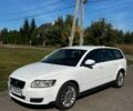 Белый Вольво В50, объемом двигателя 2 л и пробегом 285 тыс. км за 7350 $, фото 1 на Automoto.ua