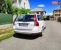 Білий Вольво V50, об'ємом двигуна 1.6 л та пробігом 320 тис. км за 8000 $, фото 6 на Automoto.ua