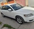 Белый Вольво В50, объемом двигателя 0 л и пробегом 290 тыс. км за 6850 $, фото 3 на Automoto.ua