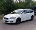 Белый Вольво В50, объемом двигателя 2 л и пробегом 271 тыс. км за 8800 $, фото 56 на Automoto.ua