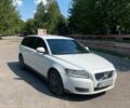Белый Вольво В50, объемом двигателя 1.6 л и пробегом 430 тыс. км за 5501 $, фото 4 на Automoto.ua