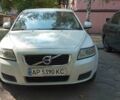 Белый Вольво В50, объемом двигателя 1.6 л и пробегом 230 тыс. км за 6200 $, фото 1 на Automoto.ua
