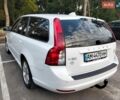 Білий Вольво V50, об'ємом двигуна 1.6 л та пробігом 234 тис. км за 7800 $, фото 4 на Automoto.ua