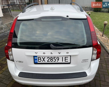 Білий Вольво V50, об'ємом двигуна 1.6 л та пробігом 179 тис. км за 7950 $, фото 36 на Automoto.ua