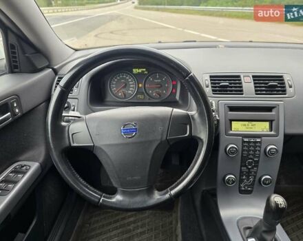 Белый Вольво В50, объемом двигателя 1.6 л и пробегом 224 тыс. км за 7999 $, фото 44 на Automoto.ua