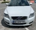 Белый Вольво В50, объемом двигателя 1.6 л и пробегом 240 тыс. км за 7300 $, фото 10 на Automoto.ua