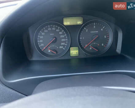Білий Вольво V50, об'ємом двигуна 1.6 л та пробігом 227 тис. км за 7500 $, фото 32 на Automoto.ua