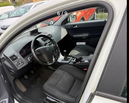 Белый Вольво В50, объемом двигателя 1.56 л и пробегом 178 тыс. км за 7979 $, фото 32 на Automoto.ua