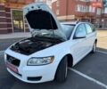 Білий Вольво V50, об'ємом двигуна 2 л та пробігом 285 тис. км за 8999 $, фото 73 на Automoto.ua