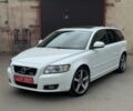 Білий Вольво V50, об'ємом двигуна 1.6 л та пробігом 198 тис. км за 7800 $, фото 1 на Automoto.ua