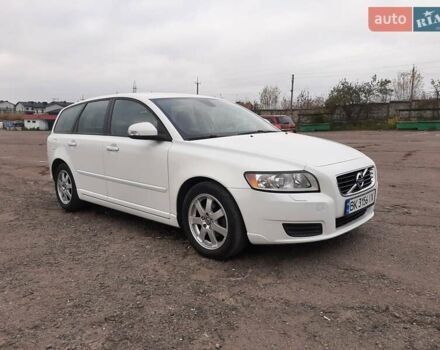 Белый Вольво В50, объемом двигателя 1.56 л и пробегом 178 тыс. км за 7979 $, фото 8 на Automoto.ua