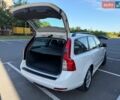 Білий Вольво V50, об'ємом двигуна 2 л та пробігом 284 тис. км за 9150 $, фото 99 на Automoto.ua