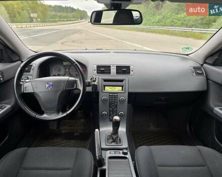 Белый Вольво В50, объемом двигателя 1.6 л и пробегом 224 тыс. км за 7999 $, фото 42 на Automoto.ua