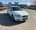 Білий Вольво V50, об'ємом двигуна 1.56 л та пробігом 218 тис. км за 8200 $, фото 1 на Automoto.ua