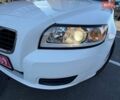 Білий Вольво V50, об'ємом двигуна 2 л та пробігом 285 тис. км за 8999 $, фото 35 на Automoto.ua