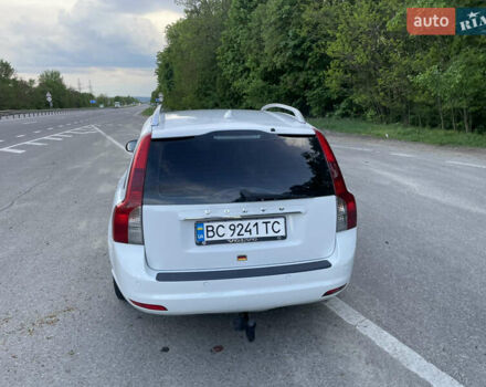 Білий Вольво V50, об'ємом двигуна 1.6 л та пробігом 227 тис. км за 7500 $, фото 14 на Automoto.ua