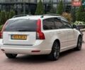 Белый Вольво В50, объемом двигателя 1.6 л и пробегом 219 тыс. км за 7990 $, фото 4 на Automoto.ua