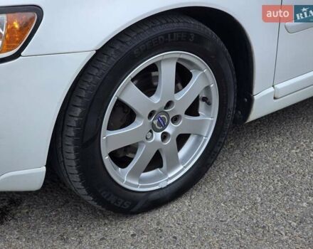 Белый Вольво В50, объемом двигателя 1.6 л и пробегом 224 тыс. км за 7999 $, фото 17 на Automoto.ua