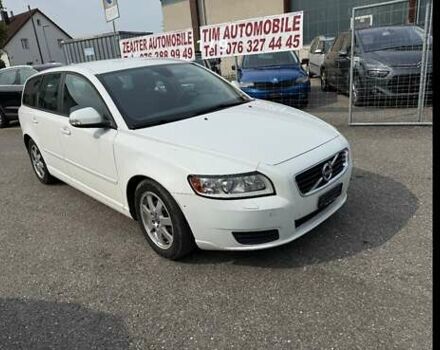 Белый Вольво В50, объемом двигателя 1.56 л и пробегом 178 тыс. км за 7979 $, фото 28 на Automoto.ua