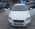 Білий Вольво V50, об'ємом двигуна 1.6 л та пробігом 298 тис. км за 7700 $, фото 4 на Automoto.ua
