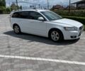 Білий Вольво V50, об'ємом двигуна 1.6 л та пробігом 240 тис. км за 6500 $, фото 1 на Automoto.ua