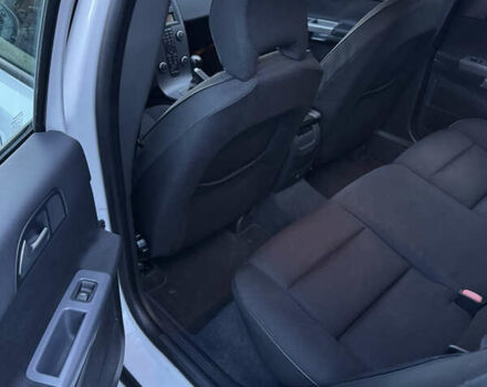 Білий Вольво V50, об'ємом двигуна 1.6 л та пробігом 240 тис. км за 8300 $, фото 10 на Automoto.ua