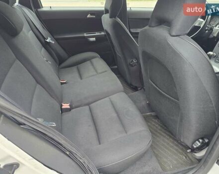 Белый Вольво В50, объемом двигателя 1.6 л и пробегом 224 тыс. км за 7999 $, фото 49 на Automoto.ua