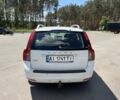 Белый Вольво В50, объемом двигателя 1.6 л и пробегом 250 тыс. км за 7600 $, фото 1 на Automoto.ua