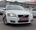 Білий Вольво V50, об'ємом двигуна 1.6 л та пробігом 240 тис. км за 9800 $, фото 13 на Automoto.ua