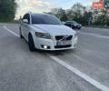 Белый Вольво В50, объемом двигателя 1.6 л и пробегом 267 тыс. км за 7499 $, фото 2 на Automoto.ua
