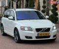 Белый Вольво В50, объемом двигателя 1.6 л и пробегом 219 тыс. км за 7990 $, фото 3 на Automoto.ua