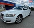 Білий Вольво V50, об'ємом двигуна 2 л та пробігом 285 тис. км за 9150 $, фото 33 на Automoto.ua