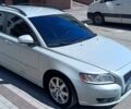 Белый Вольво В50, объемом двигателя 1.6 л и пробегом 228 тыс. км за 7600 $, фото 1 на Automoto.ua