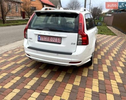 Белый Вольво В50, объемом двигателя 2 л и пробегом 296 тыс. км за 10900 $, фото 6 на Automoto.ua