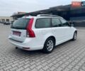 Білий Вольво V50, об'ємом двигуна 1.6 л та пробігом 191 тис. км за 7650 $, фото 4 на Automoto.ua